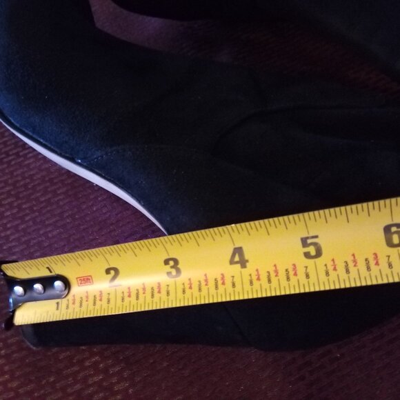 Ivanka Trump Thigh High Boots - Picture 8 of 11